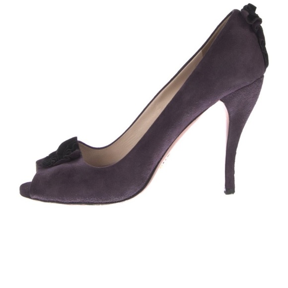 Prada Purple Stiletto Heels with Suede Finish - Picture 4 of 6